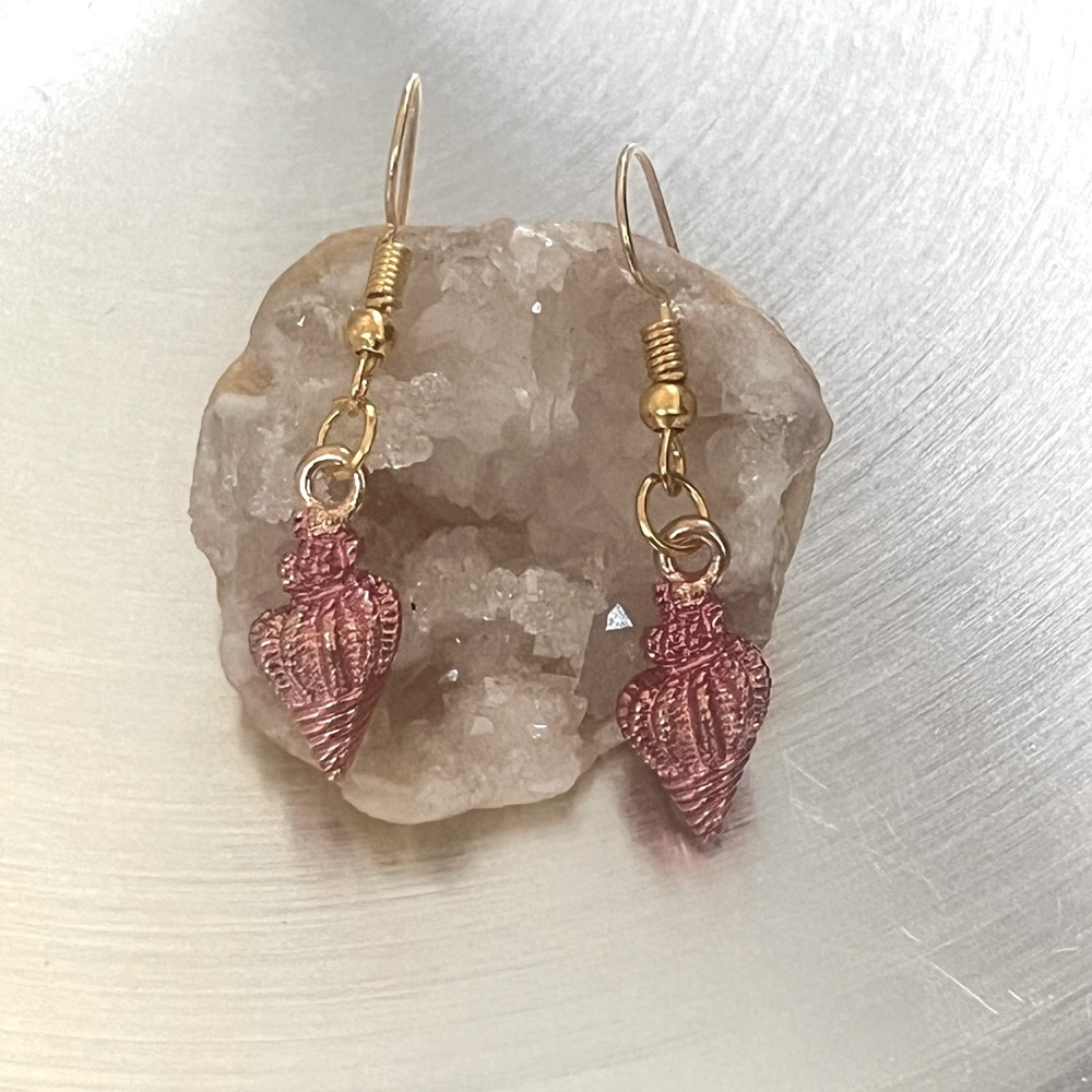 14K Gold Plated Metallic Pink & Gold Beach Conch Shell Boho Ocean Earrings -New